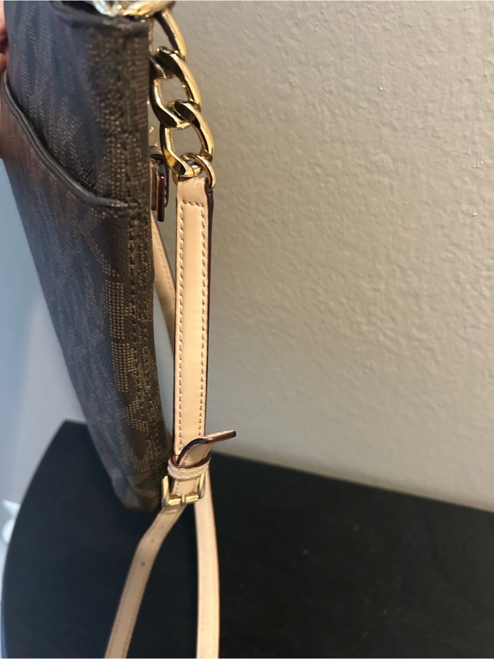 Michael Kors Brown MK Logo Crossbody with Beige Trim - Picture 6 of 10